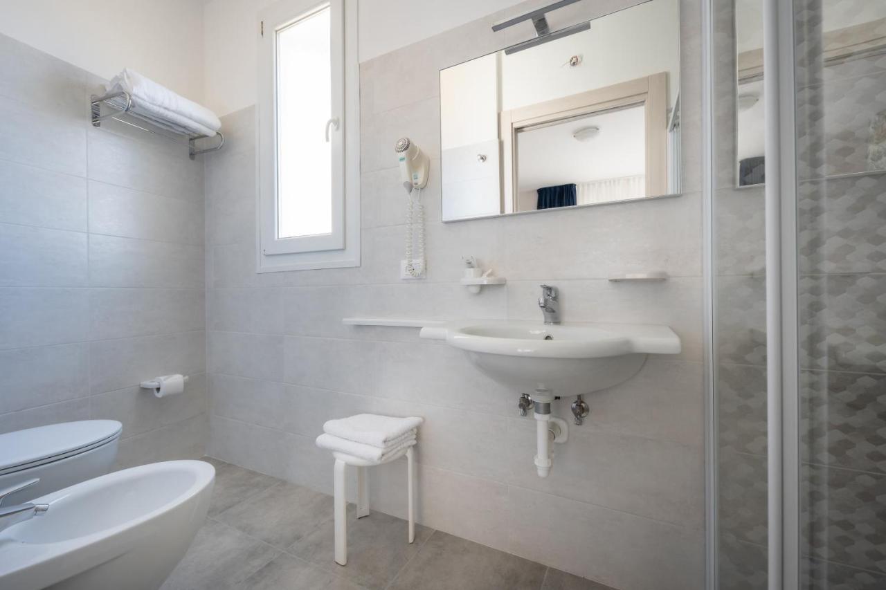 Hotel Gardenia Caorle Exterior foto