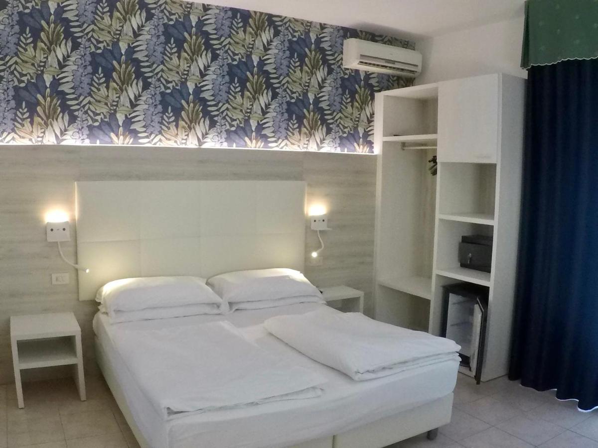 Hotel Gardenia Caorle Exterior foto