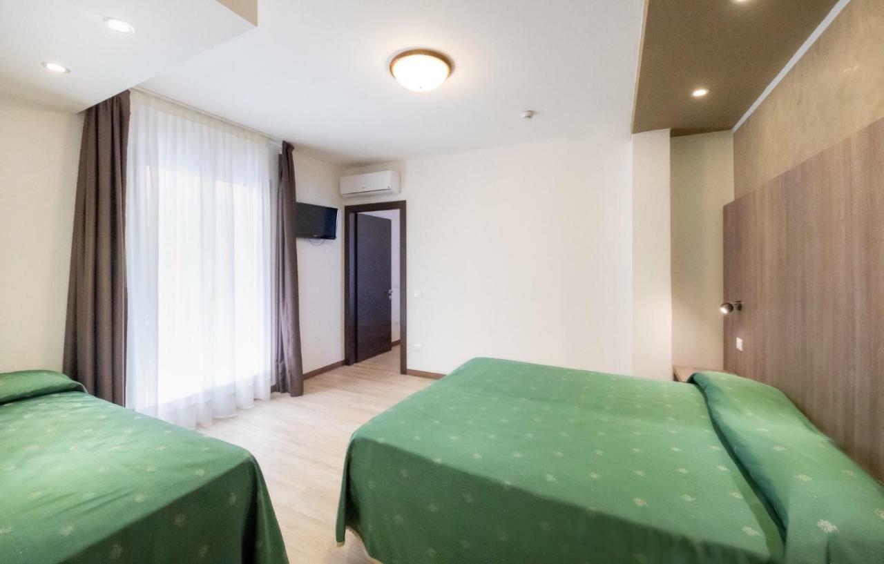 Hotel Gardenia Caorle Exterior foto